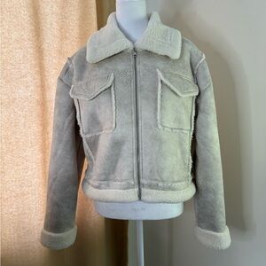 Brand new! Hollister taupe sherpa lined faux suede jacket! Trendy and cute!